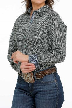 WOMEN'S CINCH BUTTON-DOWN WESTERN SHIRT - LIGHT BLUE / ROYAL BLUE